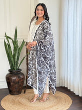 WHITE  COLOURED  WOMEN'S VISCOSE BLEND REYON  EMBROIDERED  KURTA WITH PANT DUPATTA SET